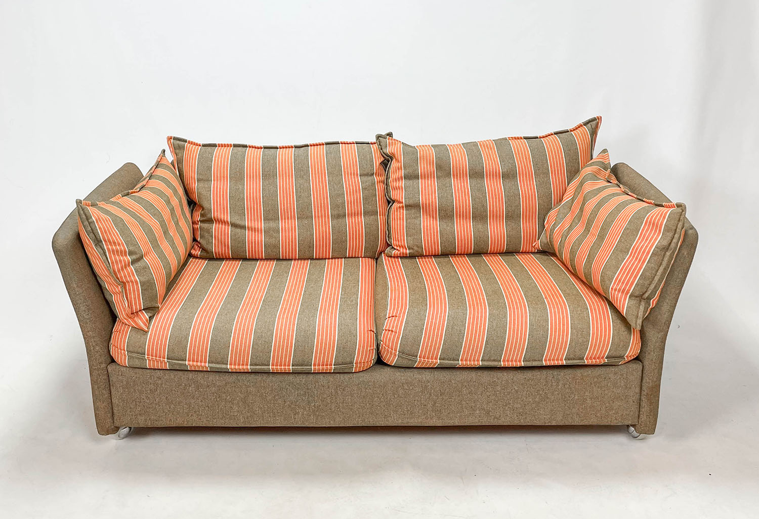 1970s MCM Two-Seater Loveseat Sofa Couch